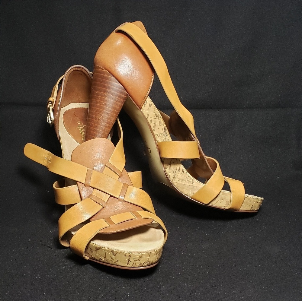 Womens Cole Haan Strappy platform Sandal S9